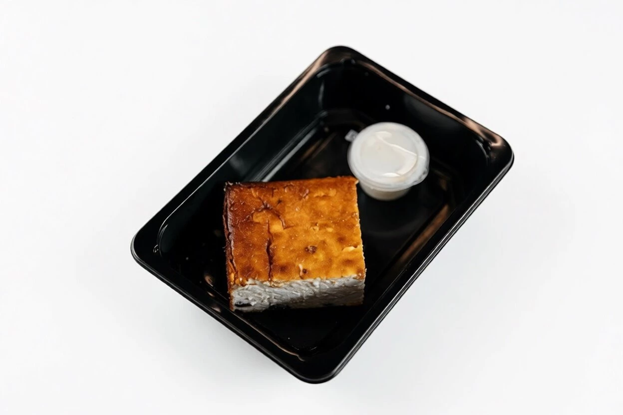 Творожная запеканка со сметаной