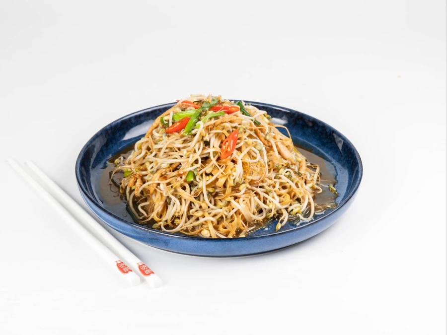 Жареная фасоль со свининой 炒合菜