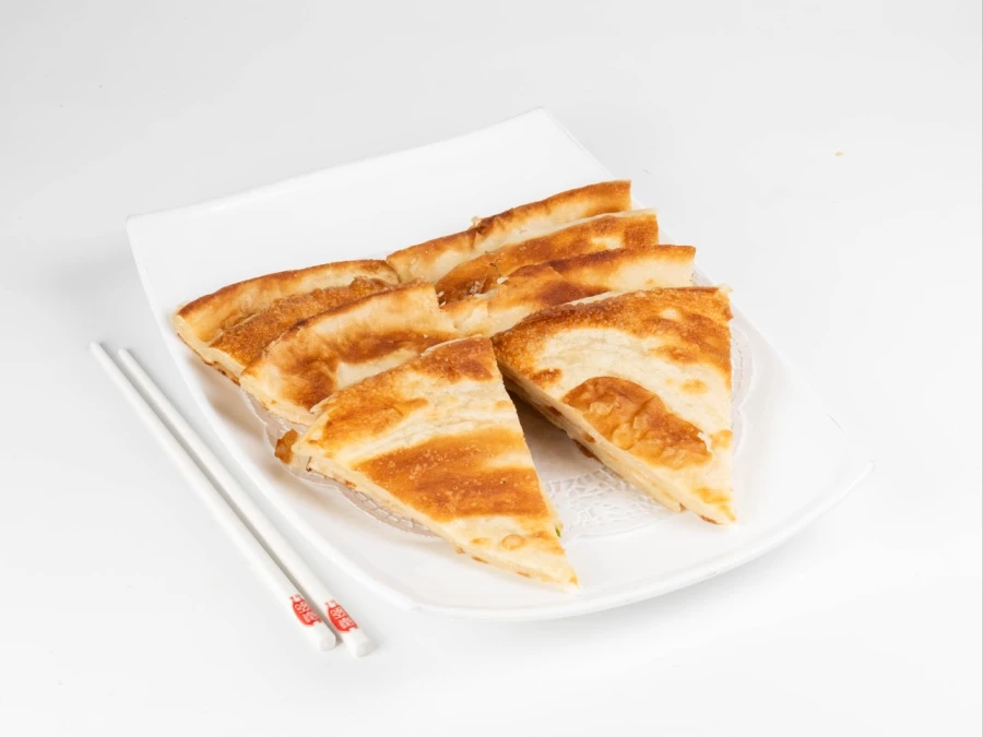 Лепешка с зеленым луком 葱油饼