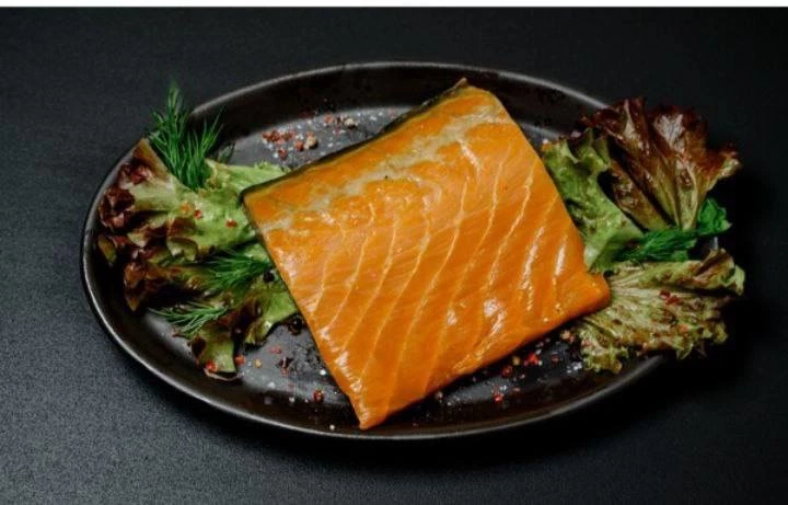 Осетрина холодного копчения