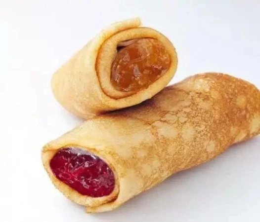 блинчики с джемом абрикос