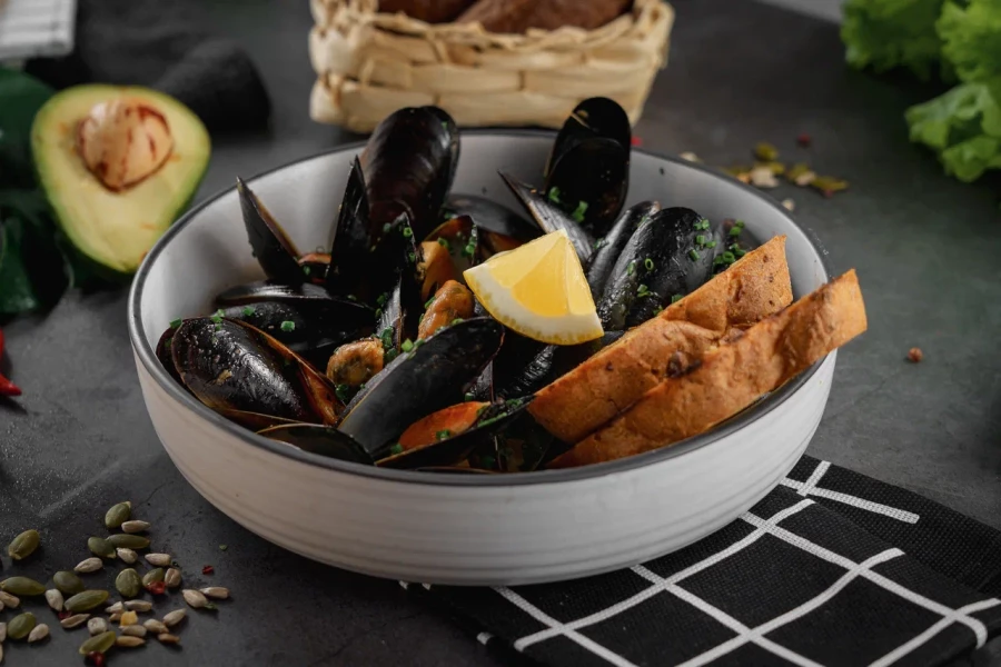 Большая тарелка мидий 