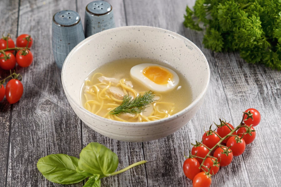 Суп лапша с яйцом