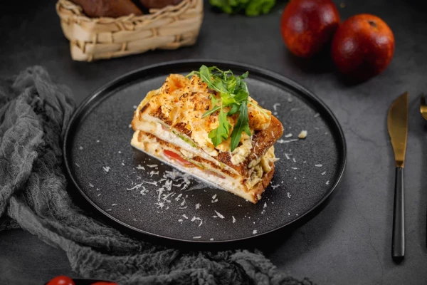 Сэндвич крок-мадам