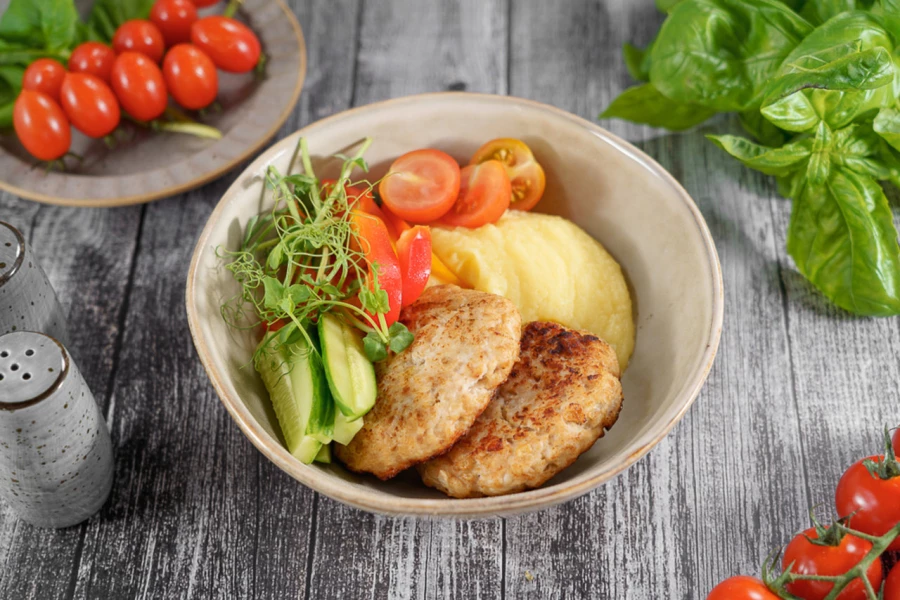 Котлеты с картофельным пюре