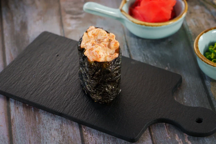 Гункан запеченный с креветкой (от 3 штук)