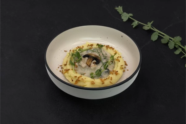 Бефстроганов с курицей (бизнес ланч)
