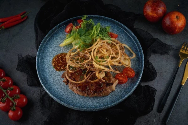 Свиная шейка с соусом Демиглас