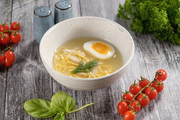 Суп лапша с яйцом