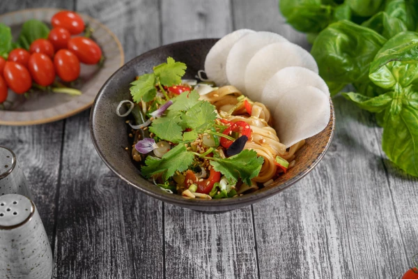 Удон с курицей