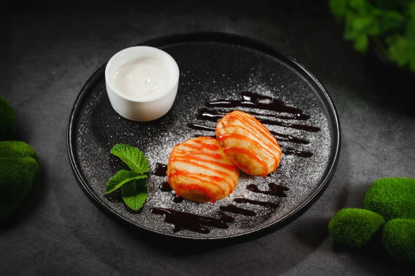 Сырники со сметаной