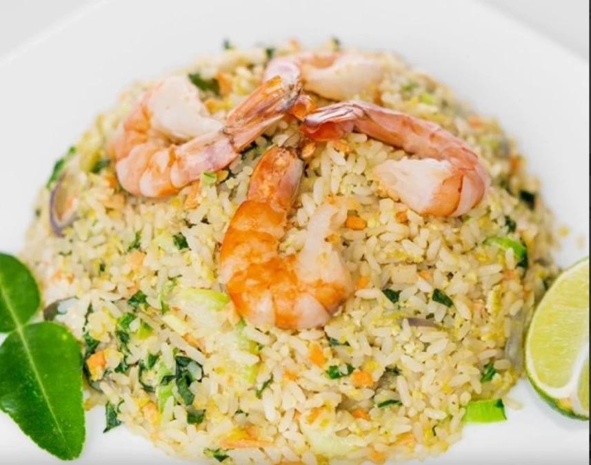 1102  Рис с овощами и морепродуктами 