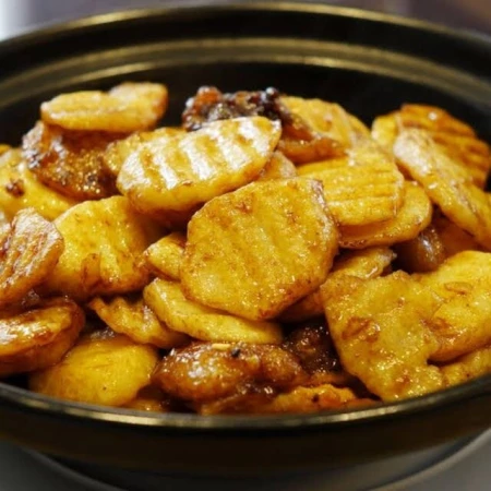 503  Куриные крылышки с картофелем