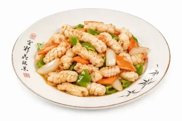 606 Тушеный кальмар с овощами
