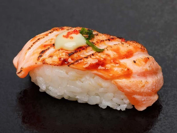 Сяке абури суши Syake aburi sushi