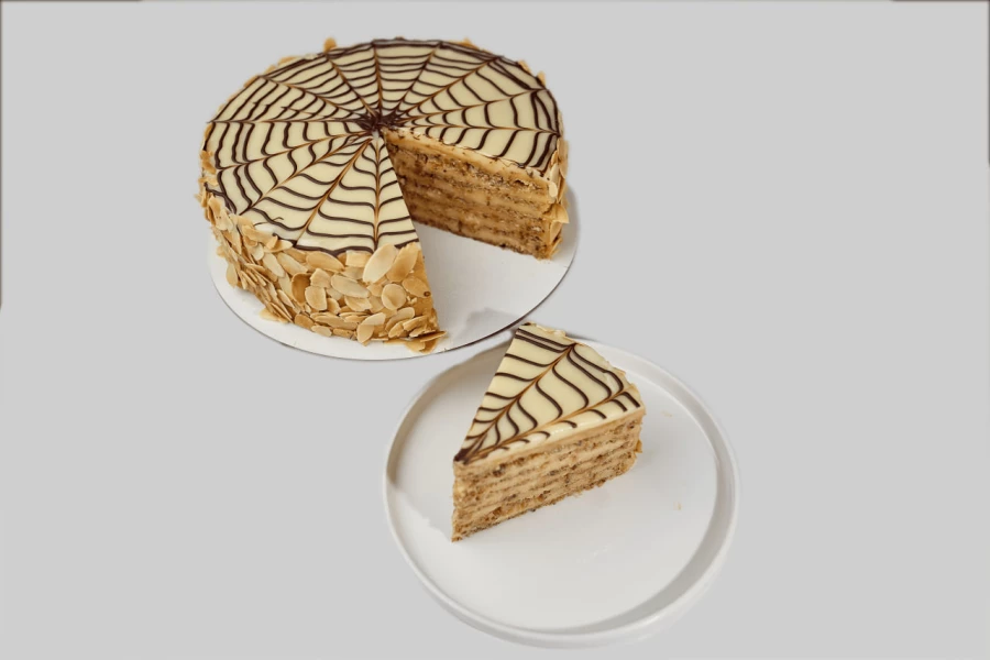 Заказной торт Эстерхайзи 