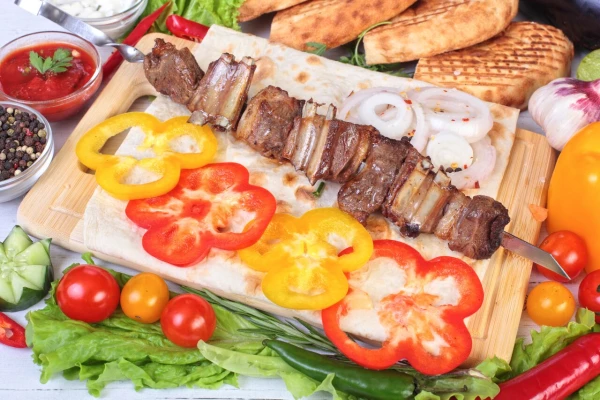 Бараний шашлык на косточке