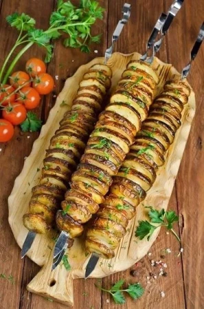 Запеченный картофель с салом шашлык