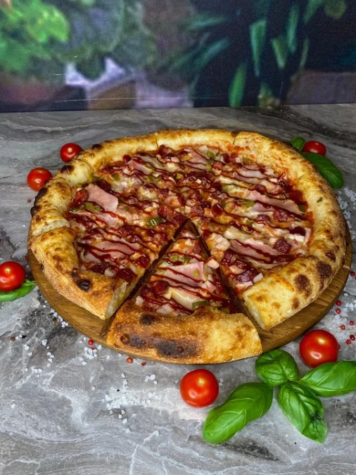 Пицца”Баварская”