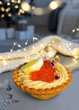 Тарталетка с лососевым муссом