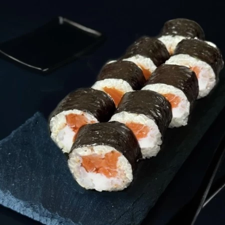 Сливочный копченый лосось