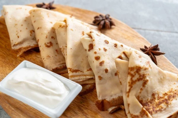 Блины с лососем и сливочным сыром 10 шт.
