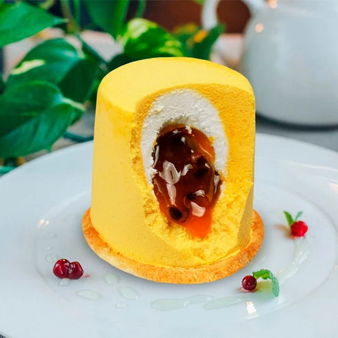 Пирожное «Манго-маракуйя»