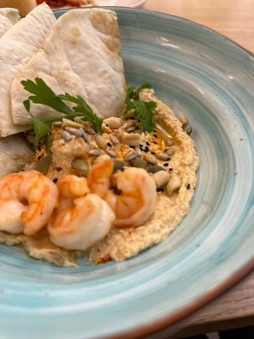 Хумус с креветкой