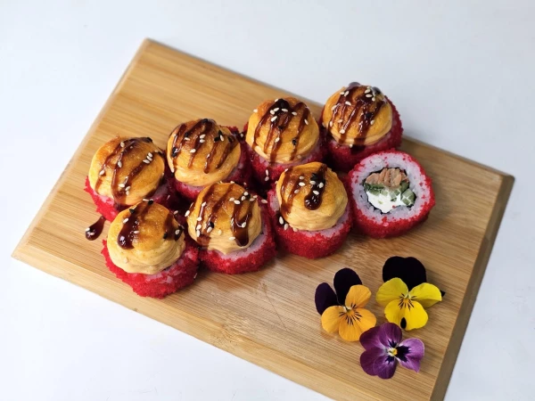 Калифорния запеченная с лососем терияки