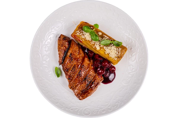 Утиная грудка с гратеном