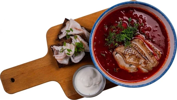 Борщ с уткой и черносливом