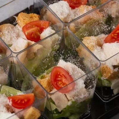 Салат Цезарь с курицей 
