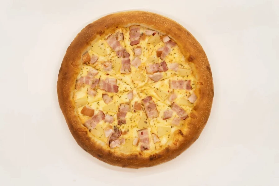 пицца "Гавайи" с беконом 