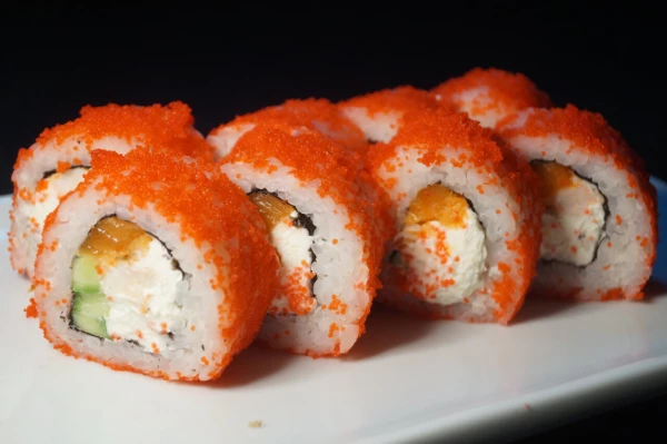 КАЛИФОРНИЯ       лосось - креветка - масаго