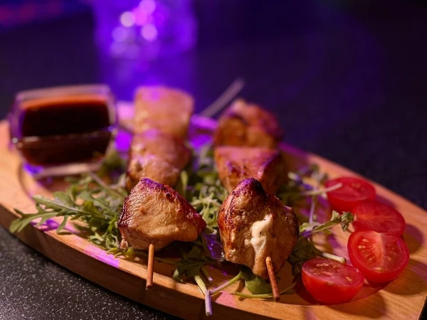 Мини-шашлычки с курицей