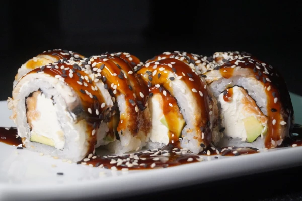 ЛЕМЬЕ   Угорь - лосось - авокадо