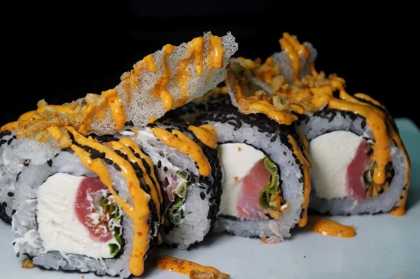 БУРЖУА   кранч лук - зеленый лук - тунец