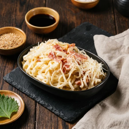 УДОН КАРБОНАРА С БЕКОНОМ 