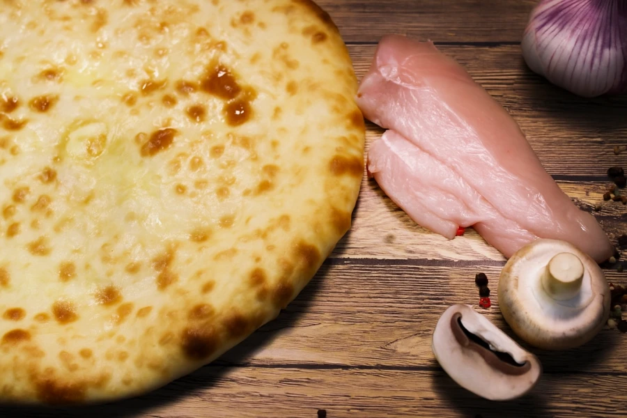 Осетинский пирог с курицей и грибами