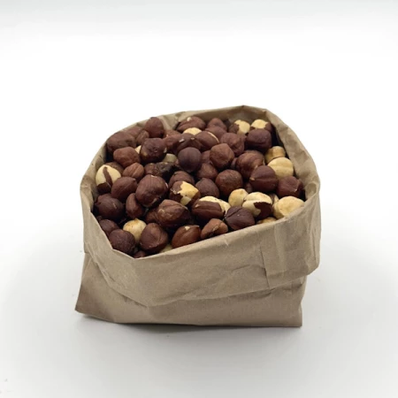 Фундук, жаренный