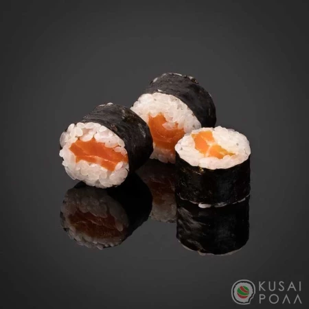 Роллы с лососем