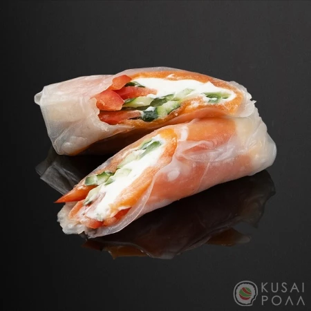 Спринг-ролл с лососем