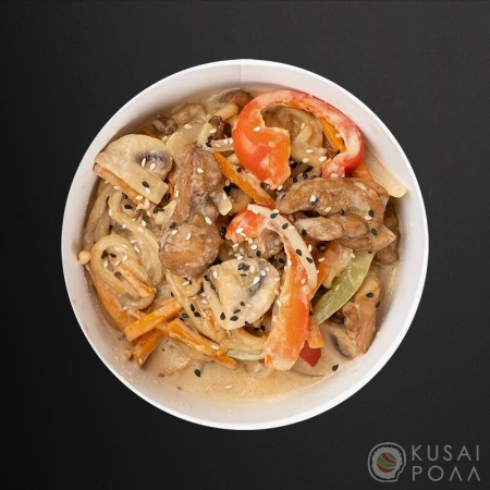 Удон с курочкой в сливочном соусе