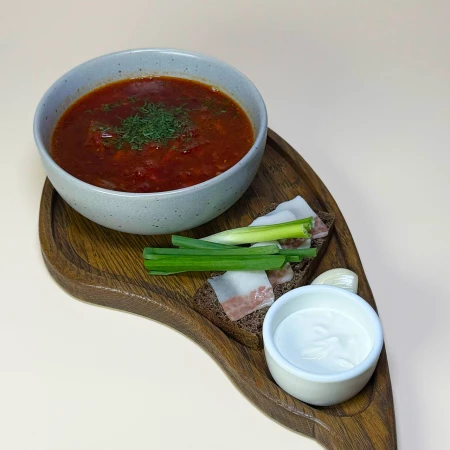 Борщ с копченой сметаной