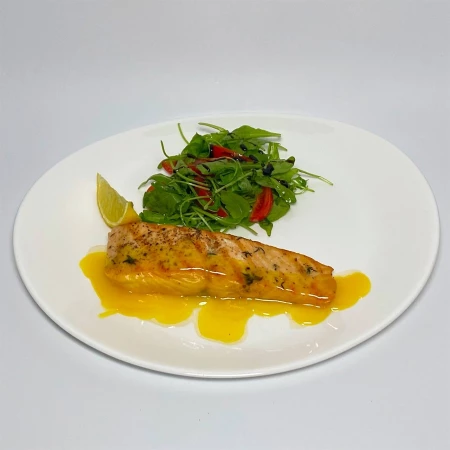 Стейк из лосося с апельсиновым соусом