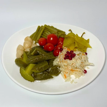 Разносолы помидоры/огурцы/перец/капуста/чеснок