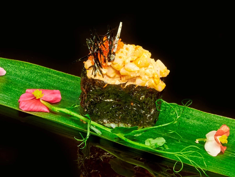 Гункан с креветкой