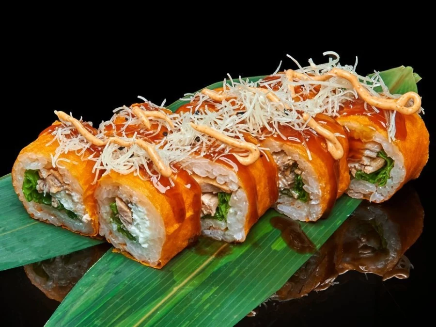 Ролл с лососем терияки