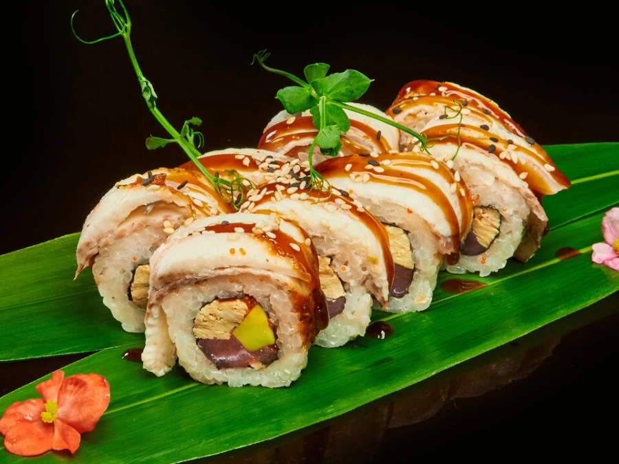 Ролл с угрем и тунцом 