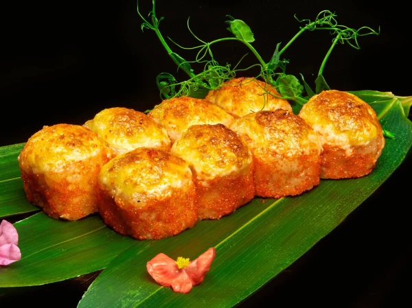 Ролл запеченный тунец 280